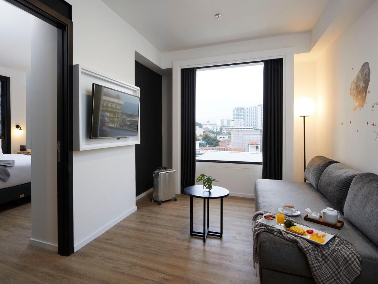 De Braga, Artotel Curated Bandung Exterior foto